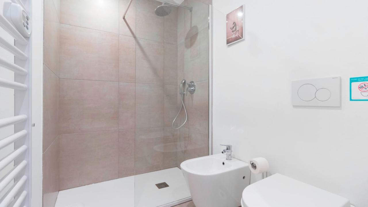 Italianway - Tortona 8 Apartment Milan Bagian luar foto