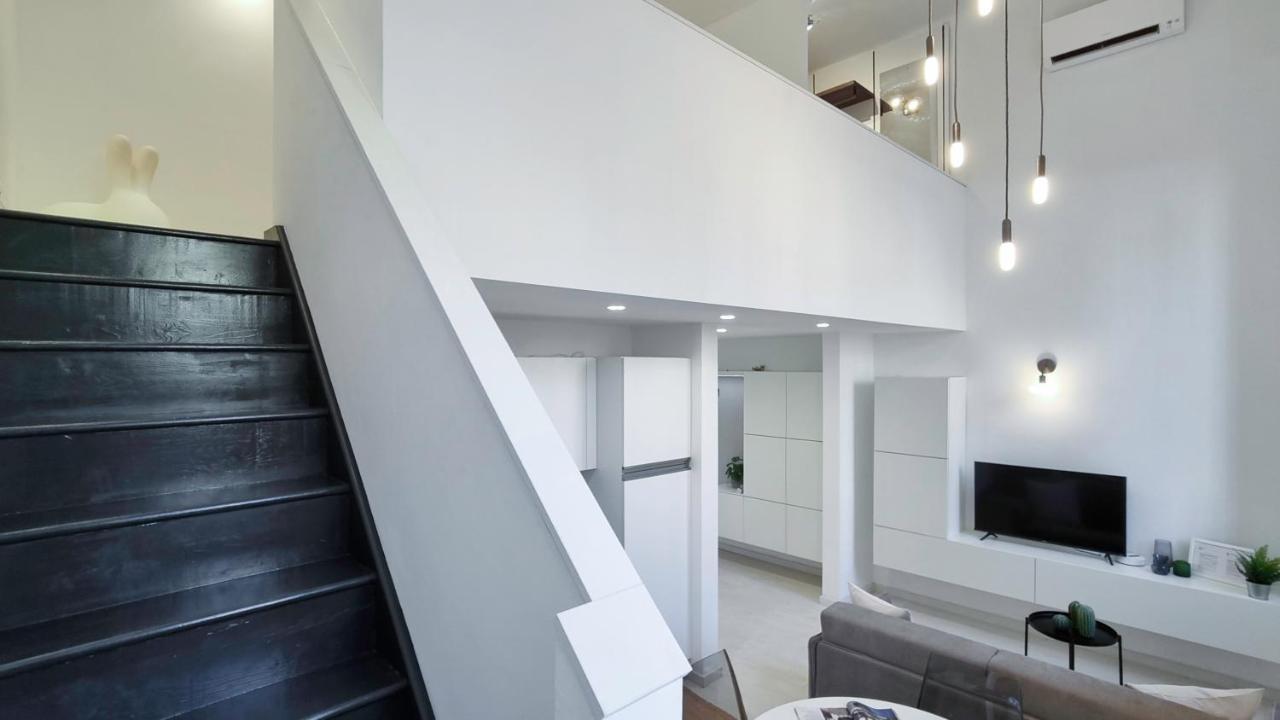 Italianway - Tortona 8 Apartment Milan Bagian luar foto