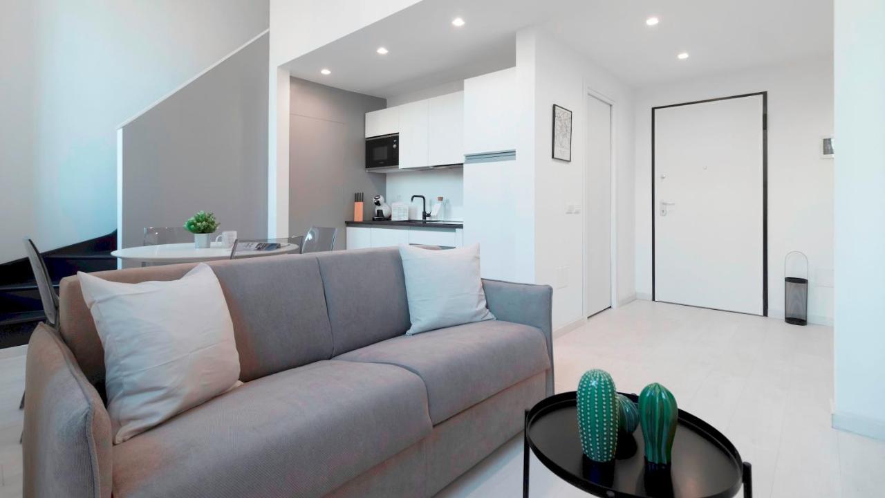 Italianway - Tortona 8 Apartment Milan Bagian luar foto