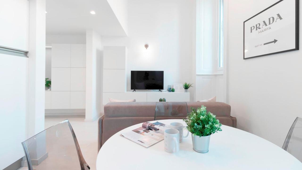 Italianway - Tortona 8 Apartment Milan Bagian luar foto
